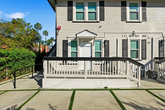 Building Photo - 312 Brookes Ave Unit A2