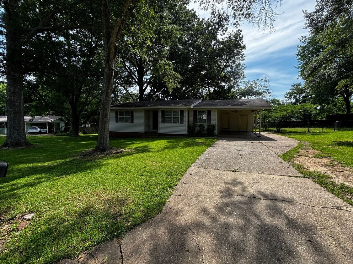 Photo - 214 Pecan Park Dr Ridgeland, MS