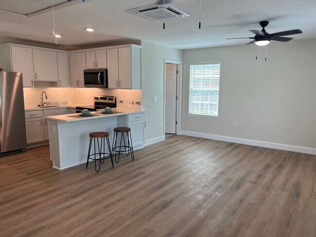 Photo - 510b Greenbrier Avenue