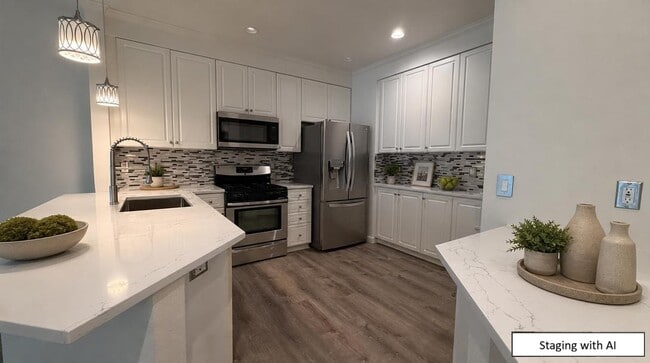 Photo - 615 6th St Unit 204