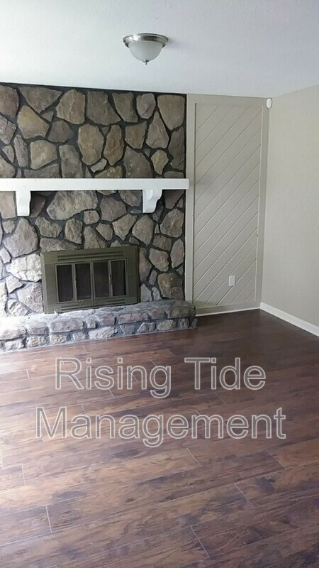 Photo - 3130 Sleepy Hollow Dr