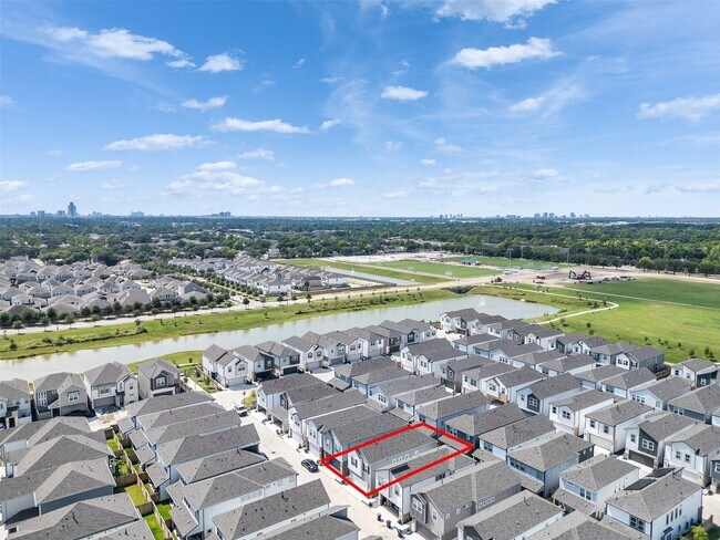 Photo - 4113 Fig Grv St