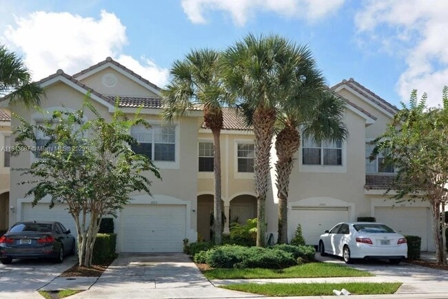 Building Photo - 1093 Woodfield Rd Rental