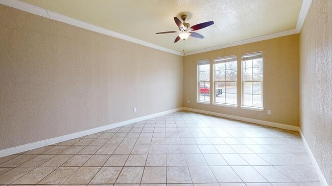 7559 Glen Mont Dr