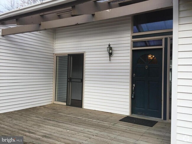 Building Photo - 12726 Torrington St Rental