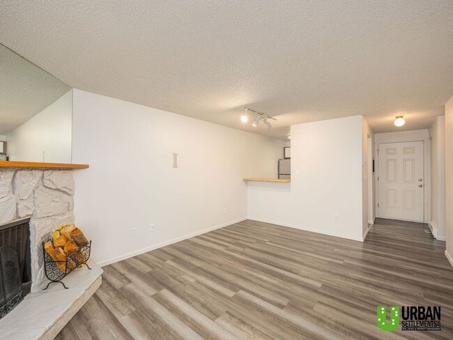 Photo - Comfortable 1-Bedroom Condo with Parking & Resort-Style Amenities