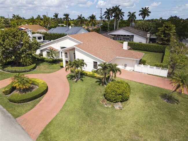 Photo - 13945 SW 107th Ct