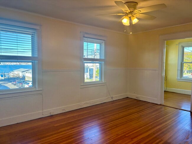 Photo - 39 Cove Ave Unidad B