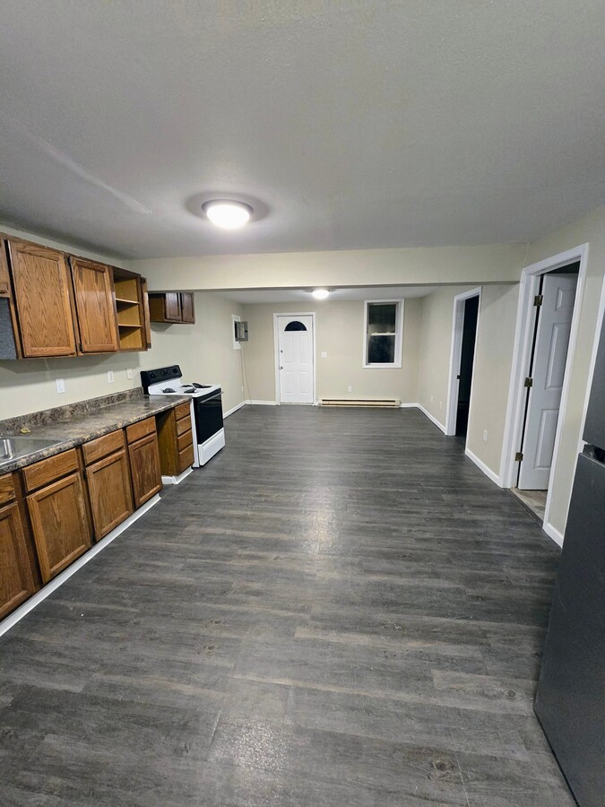 Photo - 103 S Sawyer St Unit B6
