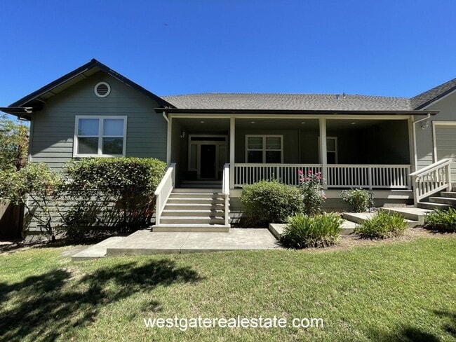 Building Photo - 786 El Paseo Dr Rental