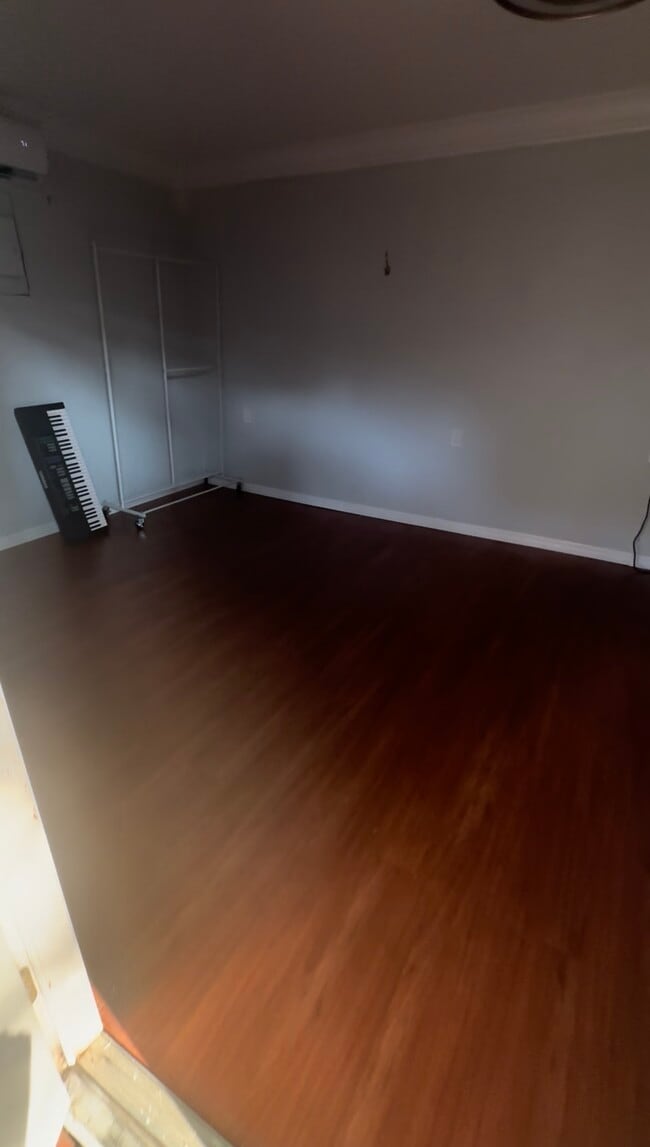 Photo - 206 N Beverly Ave Unit 206 N Beverly Ave