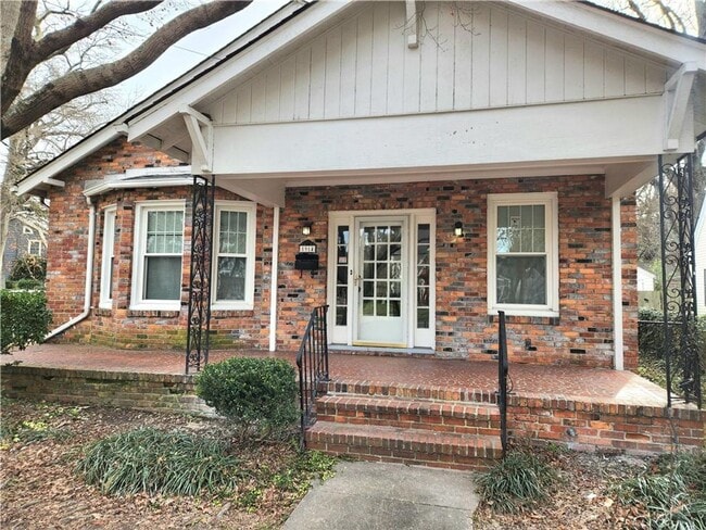 Building Photo - Gorgeous Gem on Corner Lot in Ghent!
