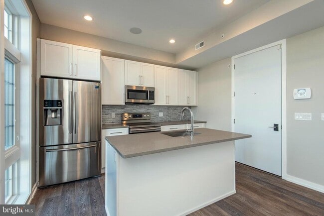 Photo - 1340 S 13th St Unit 3B