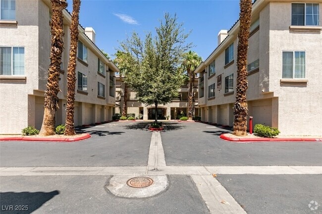 Building Photo - 7127 S Durango Dr Unit 311 Rental