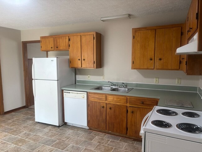 Photo - 102 Settlement Dr Unit A