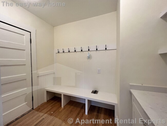 Photo - 269 Huron Ave Unit #4
