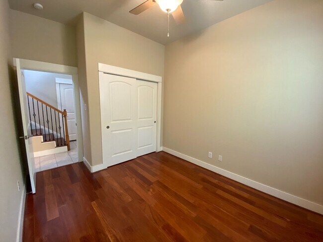 Photo - 4514 Depew Avenue Unit B