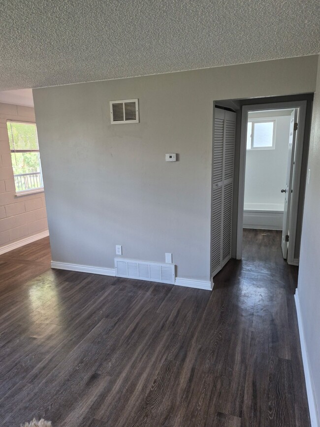 Photo - 3950 Turnpike Dr Unit 2