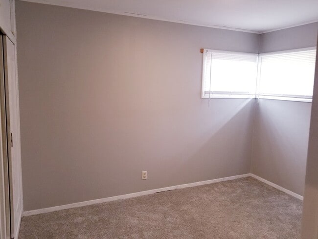 Photo - 336 Huntley Ave