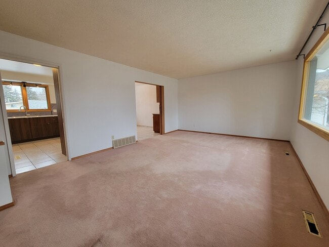 Photo - 11204-11248 48 Ave NW