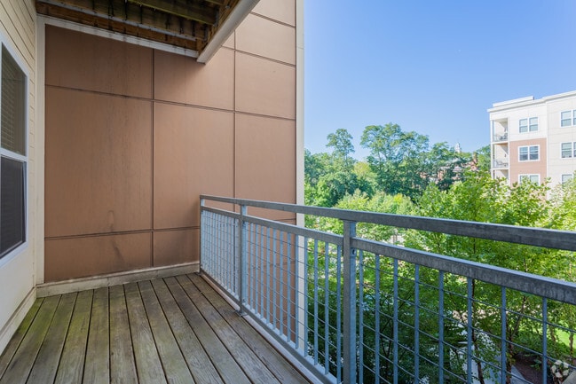 1BR, 1BA - 828