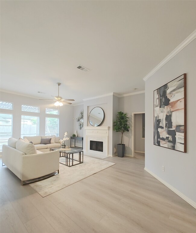 Photo - 3810 Paigewood Dr