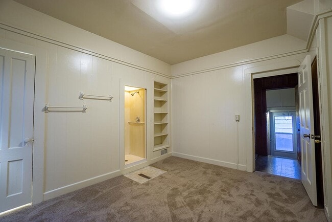 123 Dell St Unit Dell 123.1R