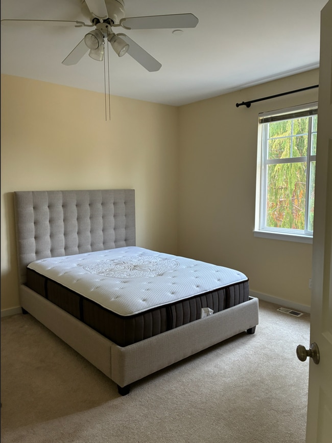 Photo - 1622 Huckleberry Cir