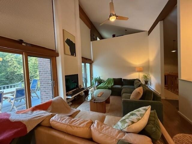 Photo - 38 Pine Grove Rd