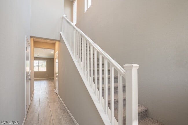 Photo - 896 Bluebell Brook St