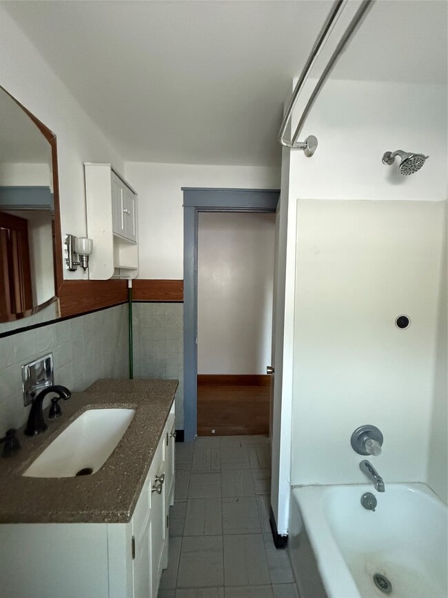 Photo - 209 Dudley Ave