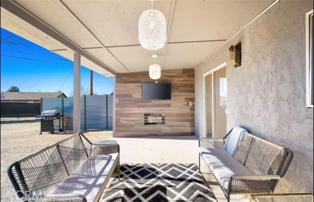 Building Photo - 7070 Rubidoux Ave