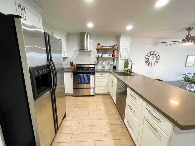 Photo - 723 Seacoast Dr