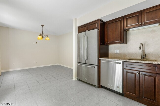 Photo - 6-06 Cross Meadows