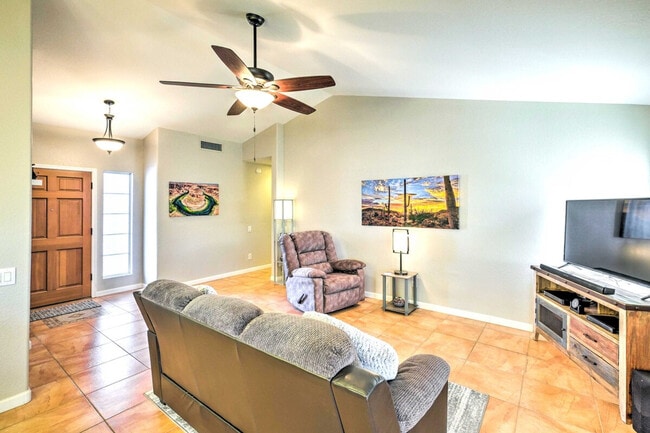 Photo - 4401 E Stanford Ave Unidad ID1386224P