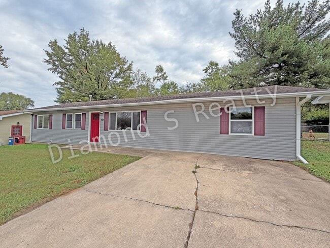Building Photo - Completely Remodeled 4 Bedroom Home in Nixa!