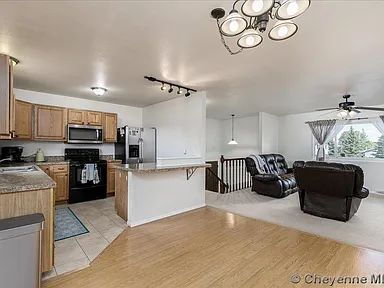 Photo - 4518 Ontario Ave