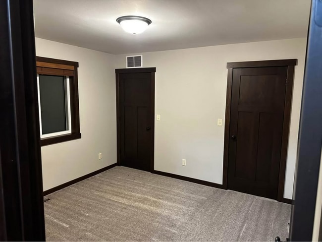 Photo - 1042 E Madison St Unidad B