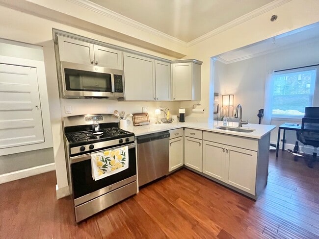 Photo - 85 Wallingford Rd Unit 2