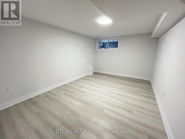 Photo - 82 Puccini Dr