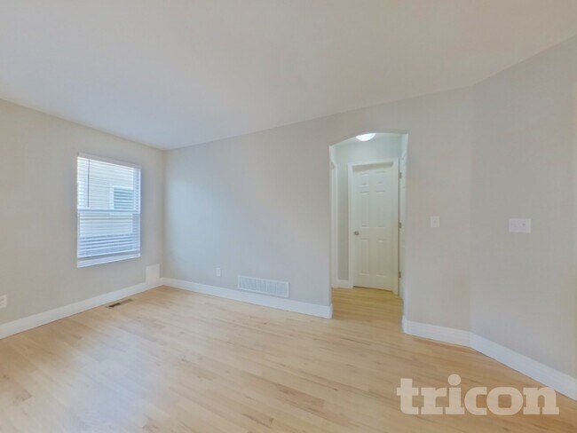 Photo - 9909 Vine St Casa