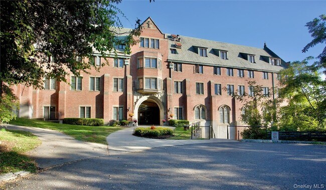 Photo - 403 Chateau Rive Unit 403