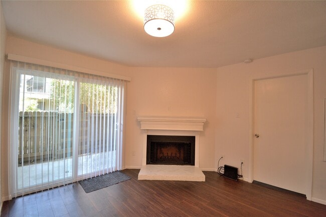 Building Photo - 18800 Egret Bay Blvd Unit 311 Rental