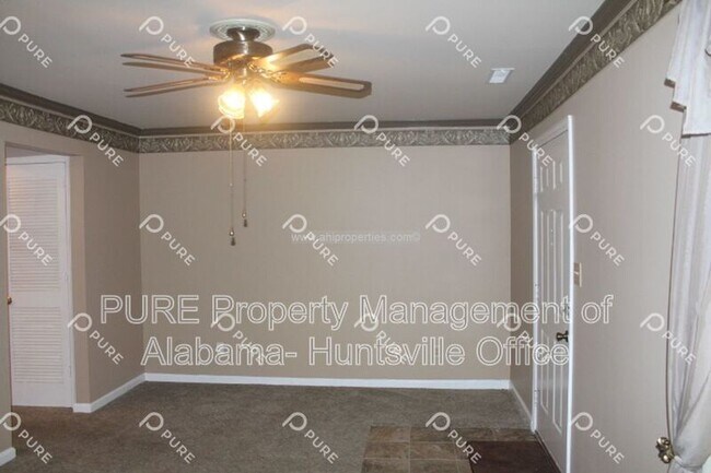 Photo - 2817 Wynterhall Rd SE