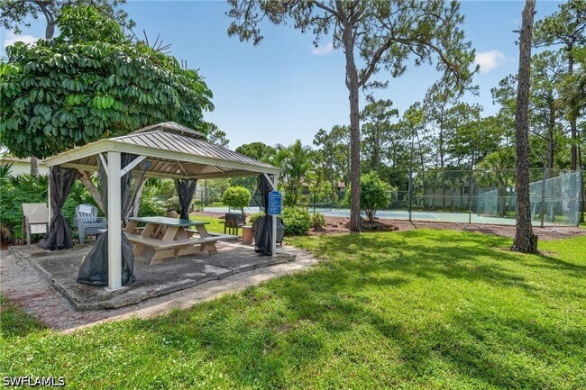 Photo - 1915 Courtyard Way Unit 202