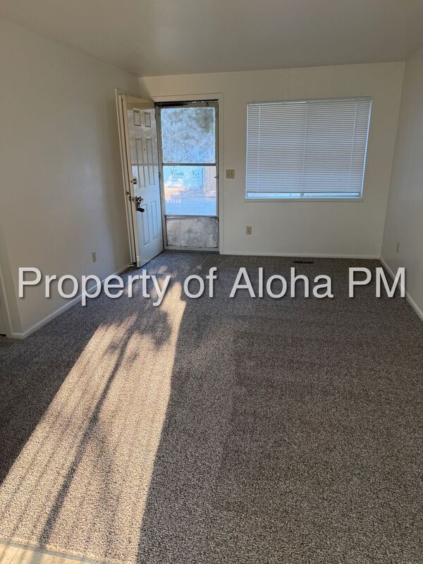 Photo - 2012 Hailey Ln