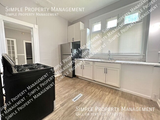 Photo - 906 Jefferson Ave SE Unit 1