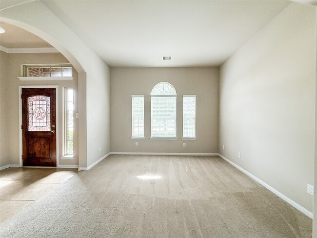 Photo - 2679 Cedar Path Ln