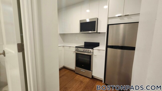 Photo - 1200 Massachusetts Ave Unidad 111