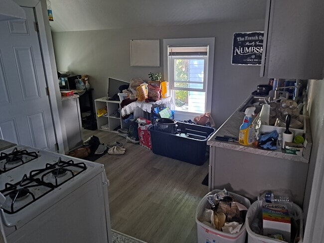 Photo - 907 Jackson St Unit 907-B